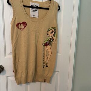 Harajuku Lovers Beige Tank with Heart and Character